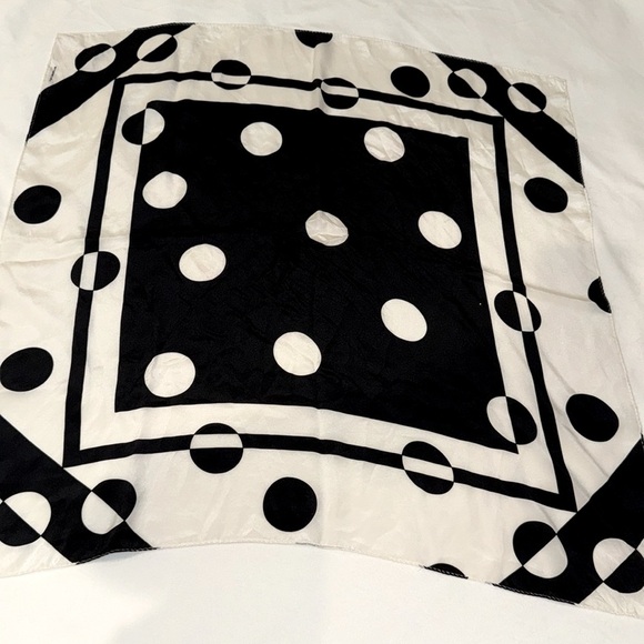 Liz Claiborne Black and White Silky Scarf - Picture 7 of 10